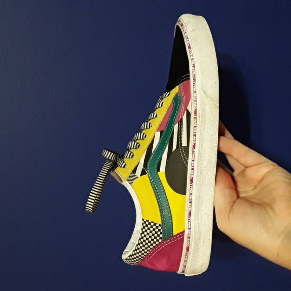 Size 8.5 Men's/ 10 Women's Vans